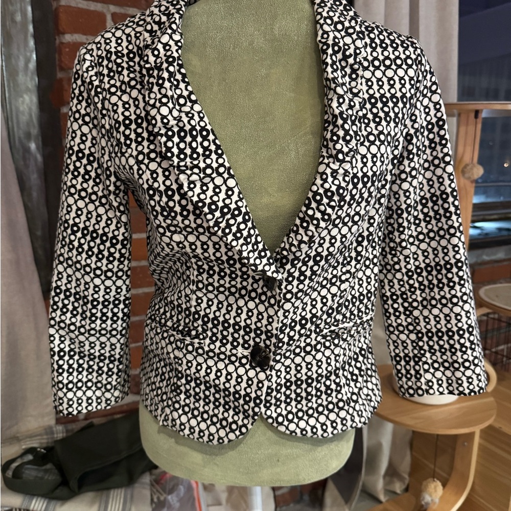 CAbi Black and White Textured Blazer